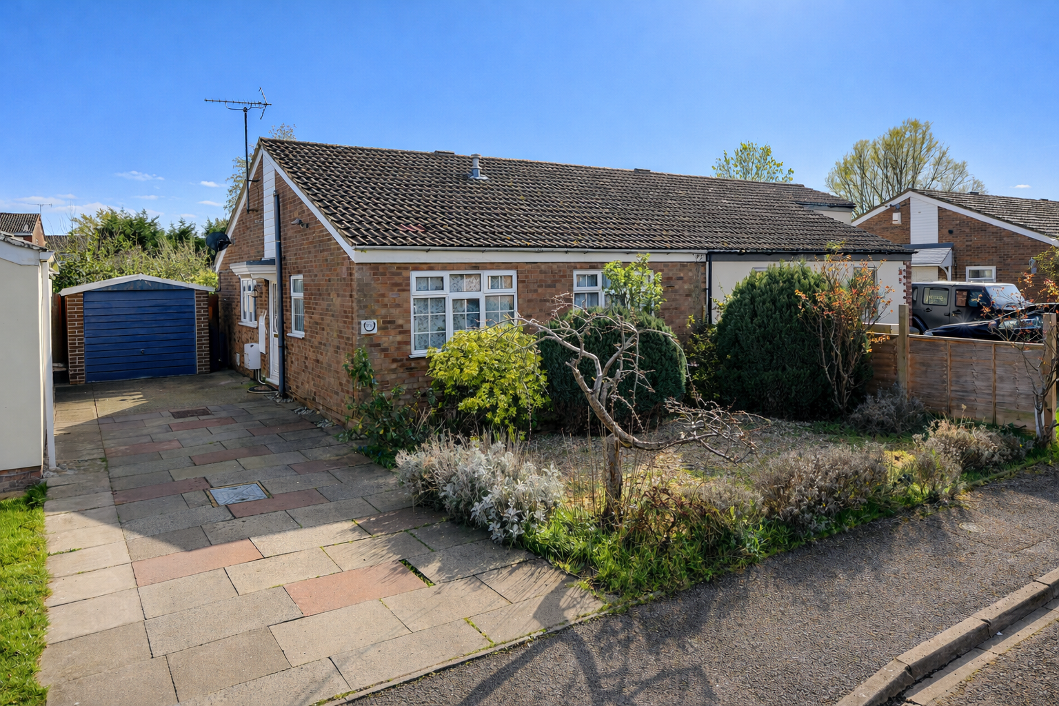 Vandyke Close, Woburn Sands