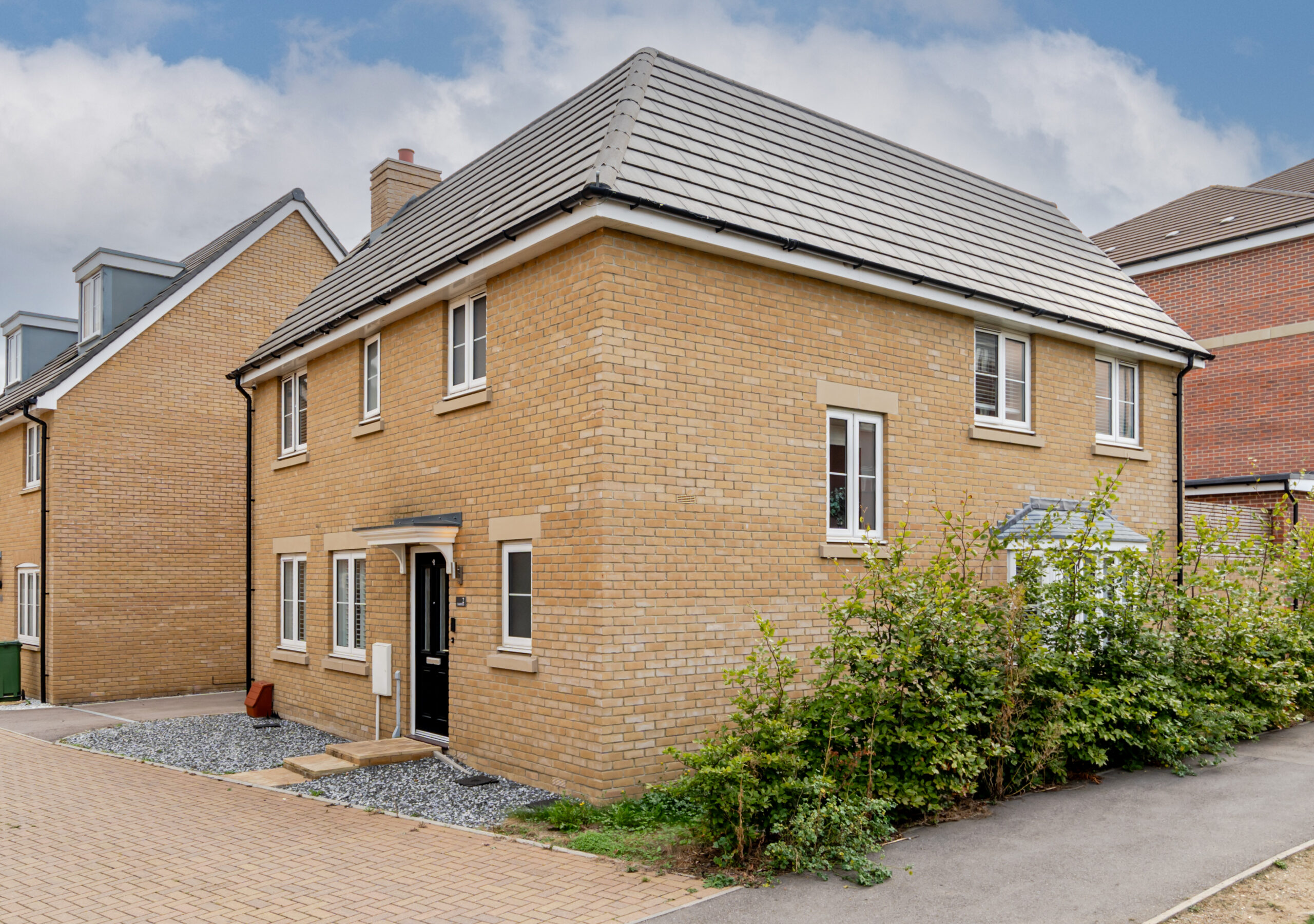 Lansbury Road, Newton Leys, Milton Keynes MK3 5RA